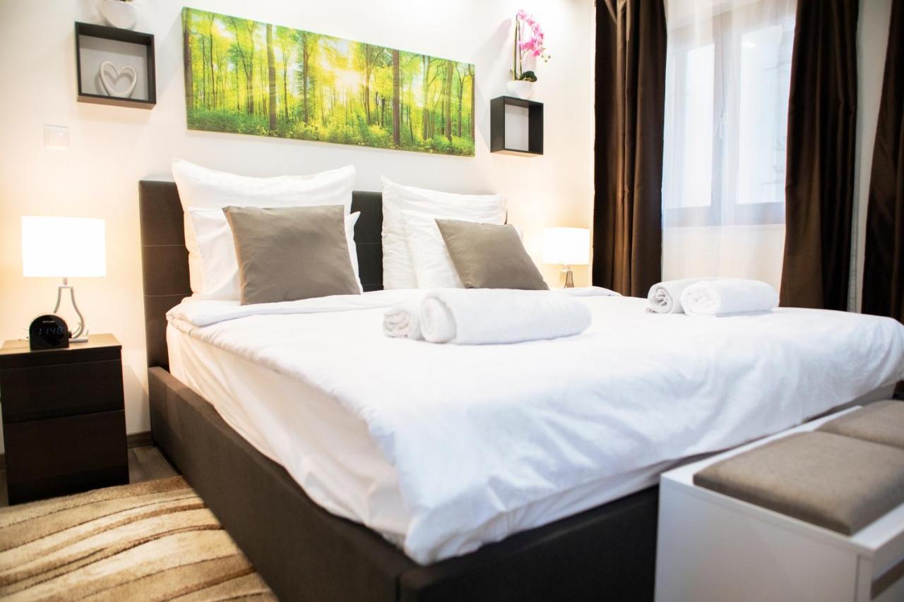 Nyuszis Apartman Kiskunmajsa Esterno foto