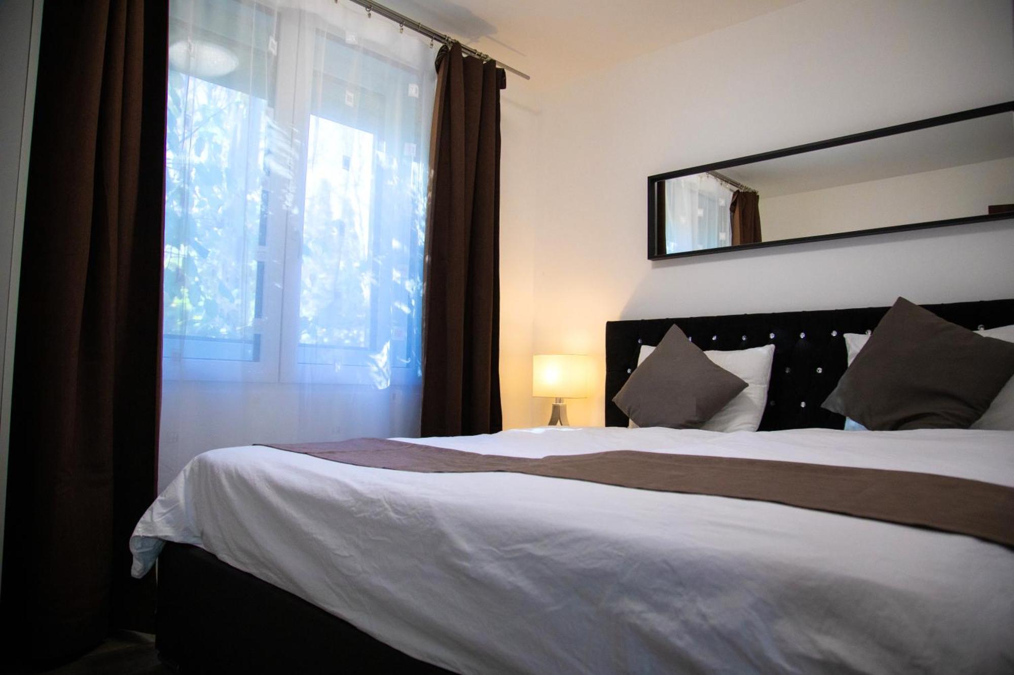 Nyuszis Apartman Kiskunmajsa Esterno foto