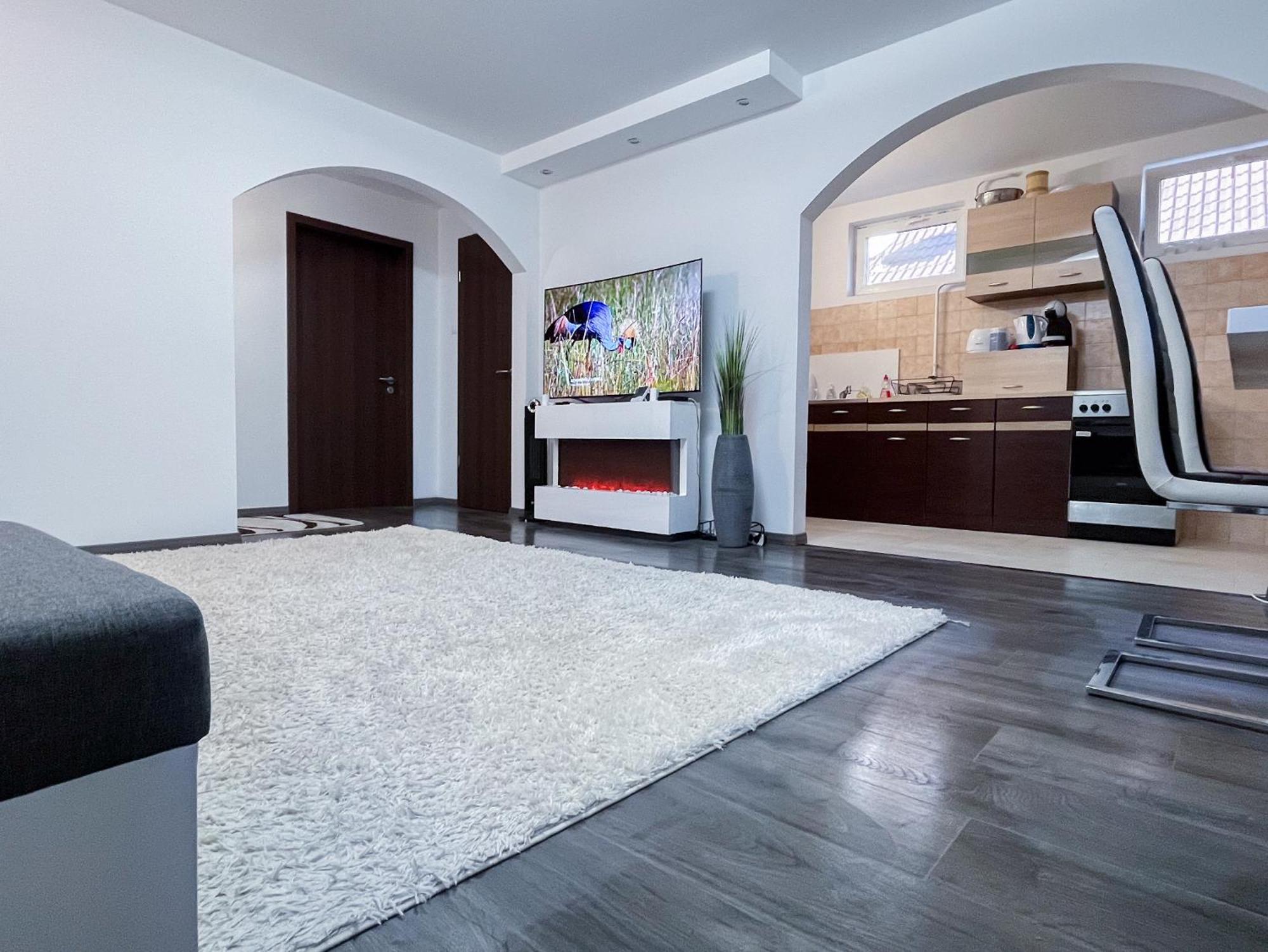 Nyuszis Apartman Kiskunmajsa Esterno foto