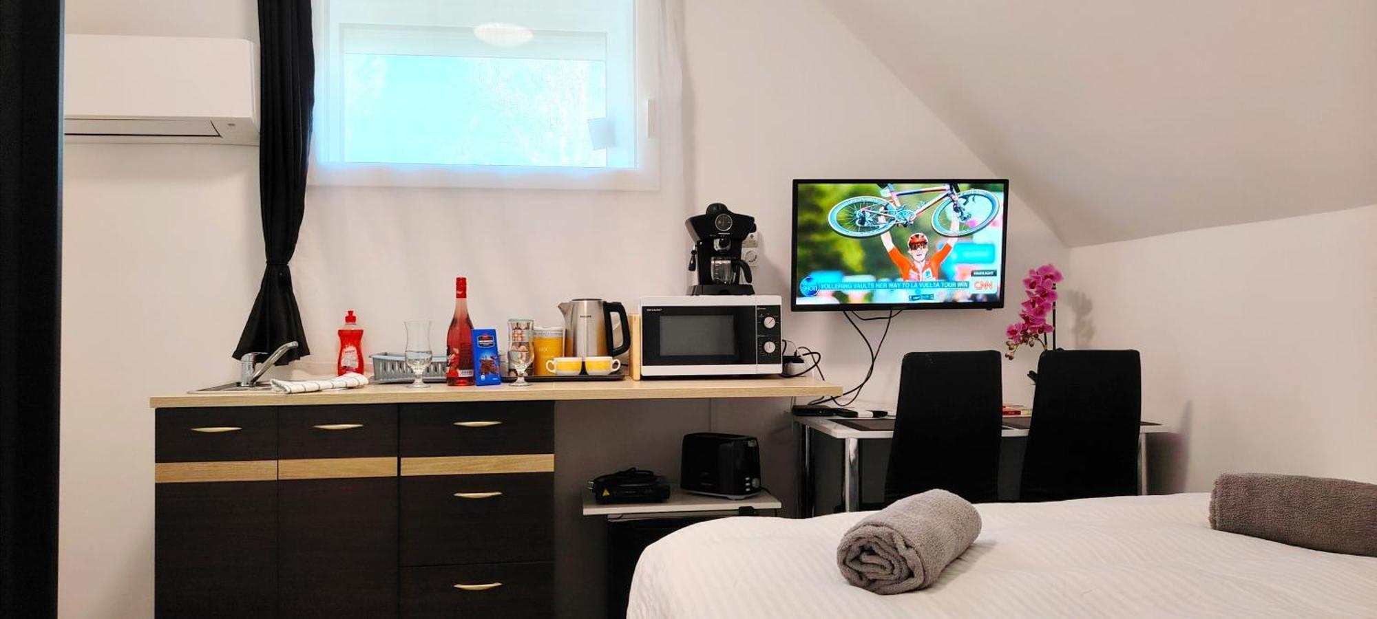 Nyuszis Apartman Kiskunmajsa Esterno foto