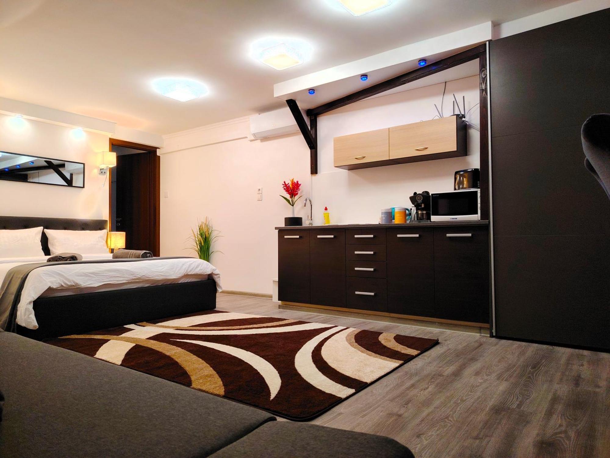 Nyuszis Apartman Kiskunmajsa Esterno foto